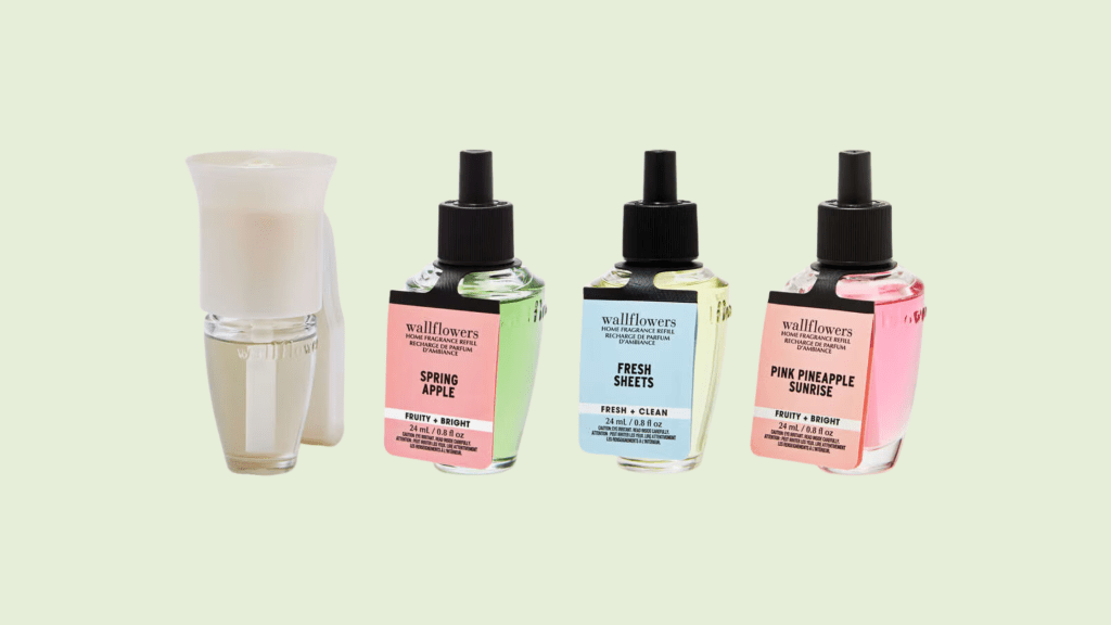 Difusor elétrico Wallflowers da Bath & Body Works com refis aromáticos Spring Apple, Fresh Sheets e Pink Pineapple Sunrise.